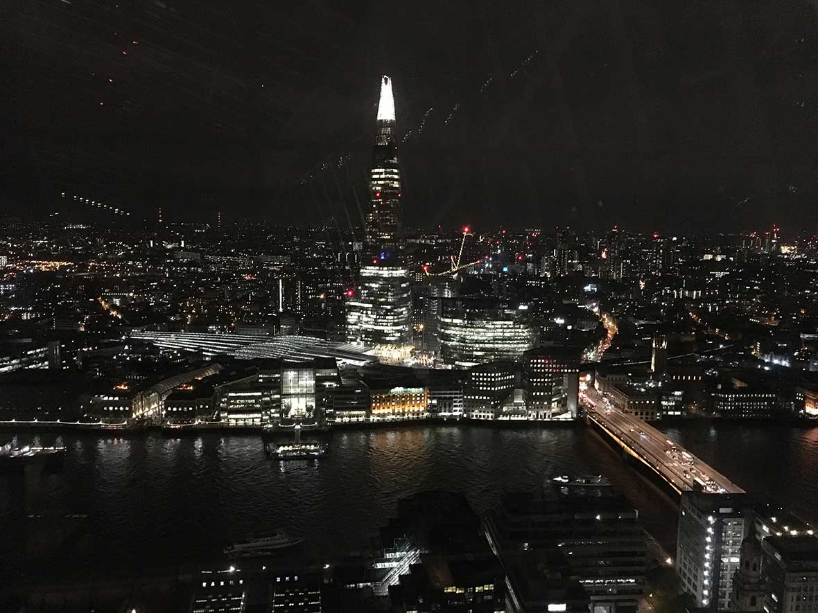 Najlepsze punkty widokowe w Londynie - Sky garden nocą